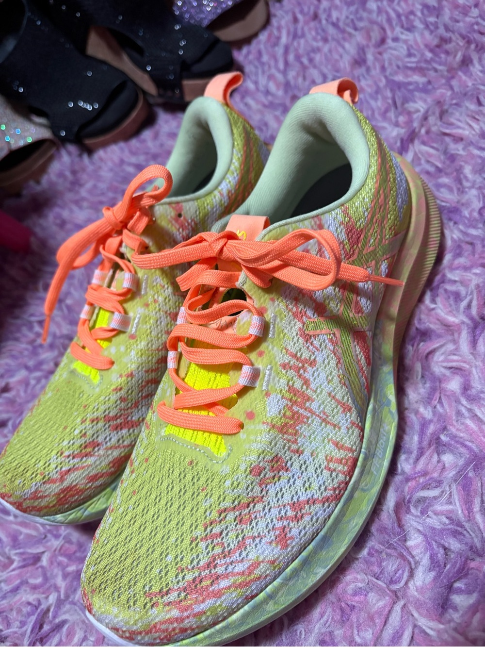 Asics Neon Coral Lace-Up Women's Running Sneakers SZ 9.5